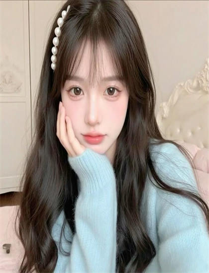 免费观看：《接吻游戏》美学价值科学分析：艺术美感与审美特征探讨